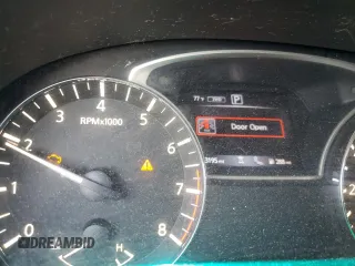 2019 Nissan Pathfinder SV with VIN 5N1DR2MM1KC576581, listed as a Copart auction lot 62909385 with 103,195 mi miles and Clean title. Bid and sale history available at DreamBid. Image 9.