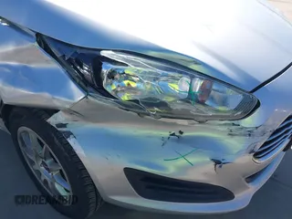 2019 Ford Fiesta SE with VIN 3FADP4EJ0KM118870, listed as a IAAI auction lot 41963700 with 80,517 mi miles. Bid and sale history available at carsss.com. Image 6.