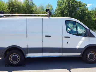 2017 Ford Transit z VIN 1FTYE1ZM4HKA28769, wystawiony jako IAAI lot #42692562 z przebiegiem 240 533 mil mil oraz . Historia ofert i sprzedaży dostępna na DreamBid. Obrazek 13.
