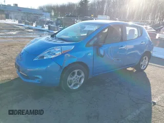 2011 Nissan LEAF SL-e with VIN JN1AZ0CP6BT005453, listed as a IAAI auction lot 41440017 with 19,230 mi miles. Bid and sale history available at carsss.com. Image 2.