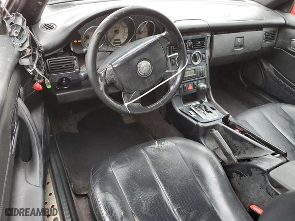 1999 Mercedes-Benz SLK-Class with VIN WDBKK47F6XF097148, listed as a Copart auction lot 47929505 with 172,913 mi miles and Salvage Title. Bid and sale history available at carsss.com. Image 8.