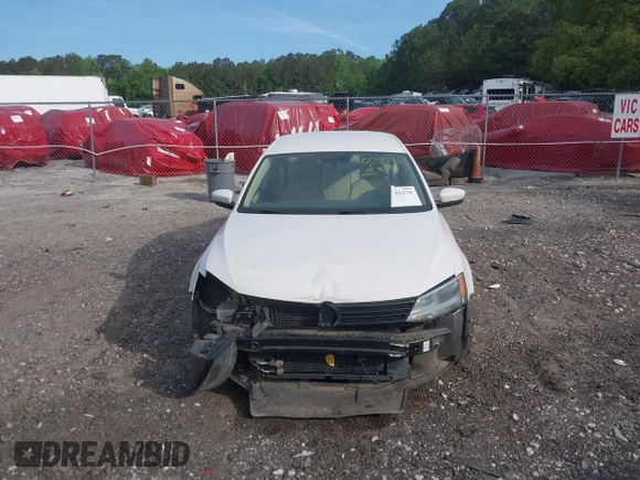2011 Volkswagen Jetta SE с VIN 3VWDX7AJ1BM349792, выставлен на аукционе IAAI как лот 42081276 с пробегом 219 824 миль миль и . История ставок и продаж доступна на DreamBid. Изображение 13.