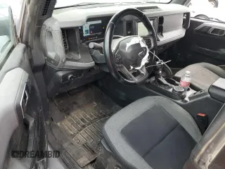 2022 Ford Bronco with VIN 1FMEE5DP1NLA98307, listed as a Copart auction lot 47690365 with 34,490 mi miles and Salvage Title. Bid and sale history available at DreamBid. Image 8.