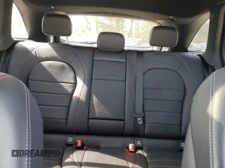 2020 Mercedes-Benz GLC 300 z VIN WDC0G8EB1LF674917, wystawiony jako Copart lot #53933235 z przebiegiem 43 611 mil mil oraz Szkoda całkowita • Salvage title. Historia ofert i sprzedaży dostępna na DreamBid. Obrazek 10.