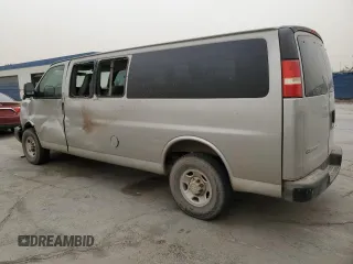 2008 Chevrolet Express Passenger with VIN 1GAHG39KX81194703, listed as a Copart auction lot 48727715 with 116,074 mi miles and Salvage title. Bid and sale history available at DreamBid. Image 2.