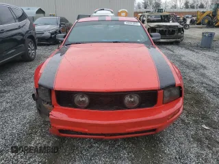 2005 Ford Mustang Deluxe with VIN 1ZVFT80N955110192, listed as a Copart auction lot 49981045 with 22,110 mi miles and Salvage Title. Bid and sale history available at carsss.com. Image 5.