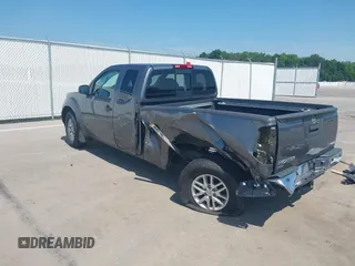 2019 Nissan Frontier SV with VIN 1N6AD0CW2KN740807, listed as a IAAI auction lot 42582407 with 17,261 mi miles and . Bid and sale history available at DreamBid. Image 3.