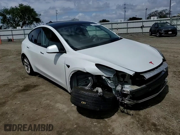 2024 Tesla Model Y z VIN 7SAYGDED4RF054565, wystawiony jako Copart lot #51188065 z przebiegiem 10 540 mil mil oraz Szkoda całkowita • Salvage title. Historia ofert i sprzedaży dostępna na DreamBid. Obrazek 12.