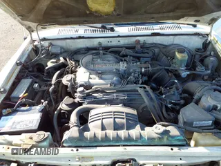 1994 Toyota Pickup SR5 z VIN JT4VN13G3R5138301, wystawiony jako IAAI lot #41871065 z przebiegiem 181 040 mil mil oraz . Historia ofert i sprzedaży dostępna na DreamBid. Obrazek 10.