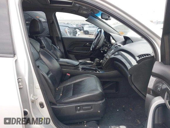 2009 Acura MDX Tech/Entertainment Pkg with VIN 2HNYD28409H511950, listed as a IAAI auction lot 41392609 with 204,860 mi miles. Bid and sale history available at carsss.com. Image 5.