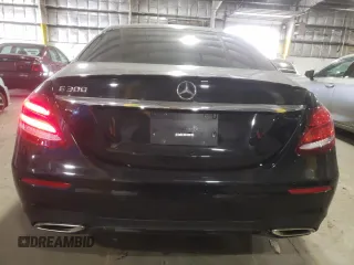 2018 Mercedes-Benz E-Class E 300 with VIN WDDZF4JB3JA390753, listed as a Copart auction lot 40258213 with 56,743 mi miles. Bid and sale history available at carsss.com. Image 6.