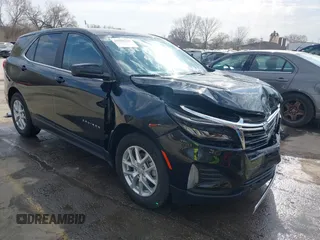 2022 Chevrolet Equinox LT z VIN 3GNAXKEV3NL256697, wystawiony jako IAAI lot #41898548 z przebiegiem 16 562 mil mil oraz . Historia ofert i sprzedaży dostępna na DreamBid. Obrazek 1.