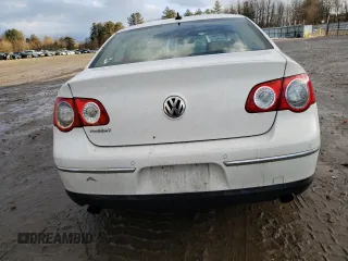 2008 Volkswagen Passat VR6 z VIN WVWDU73C18E042907, wystawiony jako Copart lot #88163055 z przebiegiem 166 202 mil mil oraz Tytuł czysty. Historia ofert i sprzedaży dostępna na DreamBid. Obrazek 6.