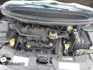 2003 Chrysler Town & Country with VIN 2C8GP24R53R330871, listed as a IAAI auction lot 37810854 with 152,802 mi miles and . Bid and sale history available at DreamBid. Image 10.