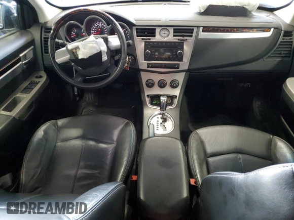 2010 Chrysler Sebring Limited z VIN 1C3CC5FD8AN162043, wystawiony jako Copart lot #68384784 z przebiegiem 71 477 mil mil oraz Szkoda całkowita • Salvage title. Historia ofert i sprzedaży dostępna na DreamBid. Obrazek 8.