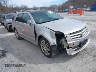 2007 Cadillac SRX with VIN 1GYEE63A270170881, listed as a IAAI auction lot 41659957 with 183,389 mi miles. Bid and sale history available at carsss.com. Image 1.