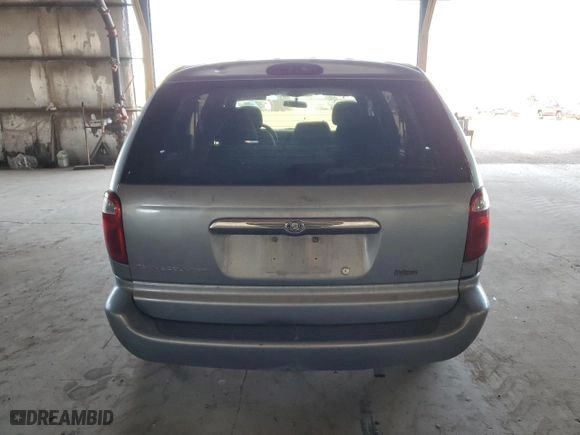 2005 Chrysler Town & Country with VIN 1C4GP45R45B394669, listed as a Copart auction lot 88782915 with 232,341 mi miles and Salvage Title. Bid and sale history available at carsss.com. Image 6.