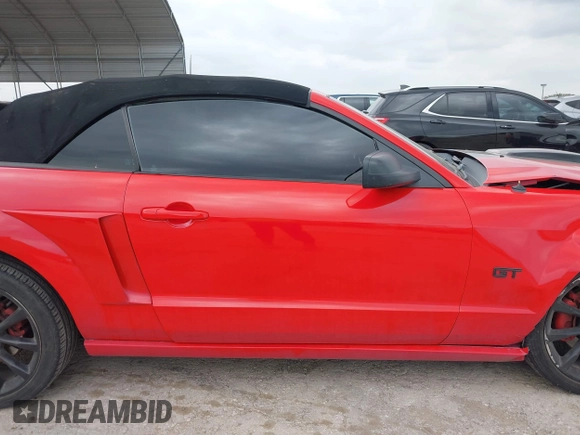 2007 Ford Mustang GT Deluxe с VIN 1ZVHT85H175237646, выставлен на аукционе IAAI как лот 42105476 с пробегом 179 433 миль миль и . История ставок и продаж доступна на DreamBid. Изображение 14.