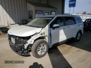 2022 Kia Carnival LXS with VIN KNDNB4H30N6156002, listed as a Copart auction lot 48042035 with 79,550 mi miles and Salvage Title. Bid and sale history available at carsss.com. Image 1.