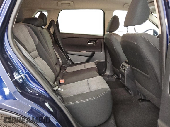 2025 Nissan Rogue SV with VIN 5N1BT3BA4SC825642, listed as a Copart auction lot 55176605 with 2,002 mi miles and Clean Title. Bid and sale history available at DreamBid. Image 11.