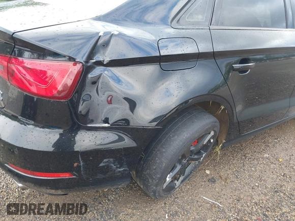 2016 Audi A3 Premium z VIN WAUB8GFF7G1075091, wystawiony jako IAAI lot #42189496 z przebiegiem 98 761 mil mil oraz . Historia ofert i sprzedaży dostępna na DreamBid. Obrazek 6.