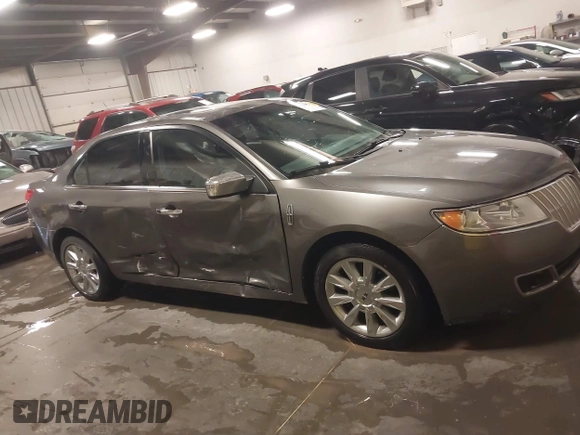 2012 Lincoln MKZ z VIN 3LNHL2GCXCR816462, wystawiony jako IAAI lot #41239544 z przebiegiem 182 083 mil mil oraz . Historia ofert i sprzedaży dostępna na DreamBid. Obrazek 13.