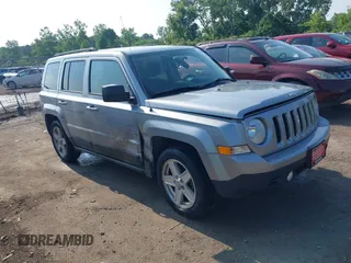 2015 Jeep Patriot Latitude with VIN 1C4NJPFB8FD209816, listed as a IAAI auction lot 42601018 with 148,693 mi miles and . Bid and sale history available at DreamBid. Image 1.