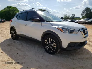 2018 Nissan Kicks SV with VIN 3N1CP5CU3JL511892, listed as a Copart auction lot 57260555 with 71,305 mi miles and Salvage title. Bid and sale history available at DreamBid. Image 4.