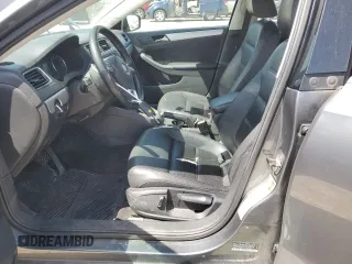 2013 Volkswagen Jetta SE z VIN 3VWDP7AJ8DM352028, wystawiony jako Copart lot #53182505 z przebiegiem 226 944 mil mil oraz Czysty tytuł • Clean title. Historia ofert i sprzedaży dostępna na DreamBid. Obrazek 7.