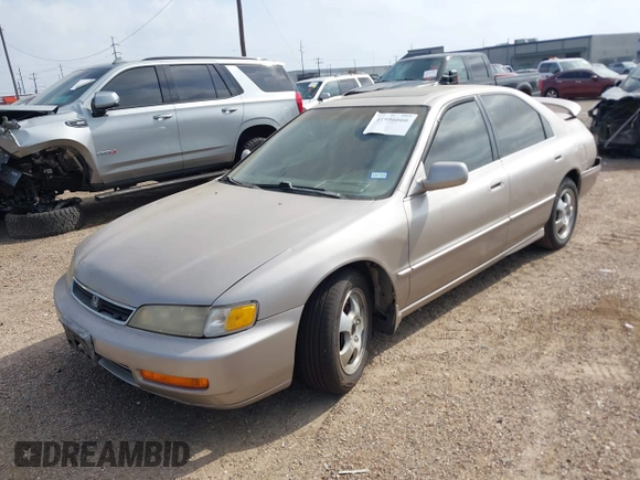 1997 Honda Accord Special Edition with VIN 1HGCD5609VA053062, listed as a IAAI auction lot 41956666 with 217,186 mi miles and . Bid and sale history available at carsss.com. Image 17.