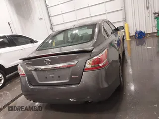 2015 Nissan Altima S with VIN 1N4AL3AP1FN914462, listed as a IAAI auction lot 41700362 with 127,042 mi miles and . Bid and sale history available at carsss.com. Image 16.