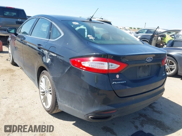2015 Ford Fusion SE z VIN 3FA6P0H92FR247432, wystawiony jako IAAI lot #42044461 z przebiegiem 148 616 mil mil oraz . Historia ofert i sprzedaży dostępna na DreamBid. Obrazek 3.