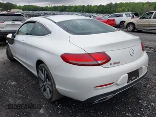 2017 Mercedes-Benz C with VIN WDDWJ4JB6HF401498, listed as a IAAI auction lot 41978936 with 95,197 mi miles. Bid and sale history available at carsss.com. Image 3.