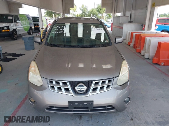 2012 Nissan Rogue S z VIN JN8AS5MV8CW400492, wystawiony jako IAAI lot #42133478 z przebiegiem 161 601 mil mil oraz . Historia ofert i sprzedaży dostępna na DreamBid. Obrazek 12.