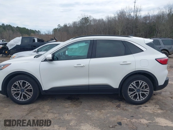2020 Ford Escape SEL with VIN 1FMCU0H63LUB08437, listed as a IAAI auction lot 41691341 with 68,974 mi miles and . Bid and sale history available at carsss.com. Image 15.