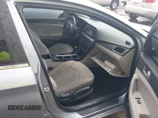 2015 Hyundai Sonata SE with VIN 5NPE24AF0FH083757, listed as a IAAI auction lot 42104496 with 138,700 mi miles and . Bid and sale history available at DreamBid. Image 5.