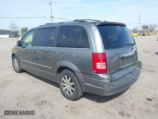 2009 Chrysler Town & Country Touring with VIN 2A8HR54179R641621, listed as a IAAI auction lot 41841486 with 198,877 mi miles. Bid and sale history available at carsss.com. Image 3.