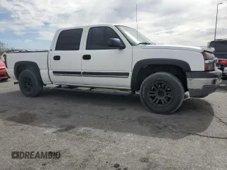 2005 Chevrolet Silverado 1500 LS z VIN 2GCEC13T751337303, wystawiony jako Copart lot #57623445 z przebiegiem 160 013 mil mil oraz Czysty tytuł • Clean title. Historia ofert i sprzedaży dostępna na DreamBid. Obrazek 4.