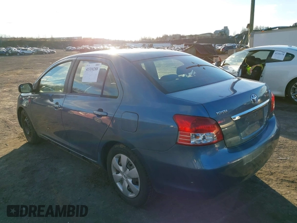 2008 Toyota Yaris with VIN JTDBT923X81229660, listed as a IAAI auction lot 41310288 with 190,856 mi miles. Bid and sale history available at carsss.com. Image 3.