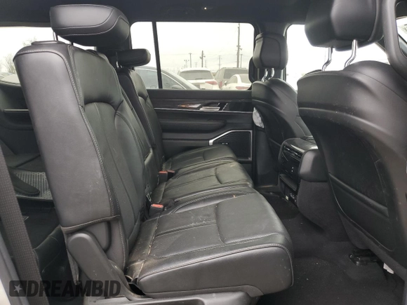 2022 Jeep Wagoneer Series II с VIN 1C4SJVBT0NS142550, выставлен на аукционе Copart как лот 53844065 с пробегом 30 241 миль миль и Списание • Salvage title. История ставок и продаж доступна на DreamBid. Изображение 11.