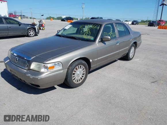 2006 Mercury Grand Marquis LS Premium z VIN 2MEFM75V06X629469, wystawiony jako IAAI lot #42308560 z przebiegiem 220 783 mil mil oraz . Historia ofert i sprzedaży dostępna na DreamBid. Obrazek 2.