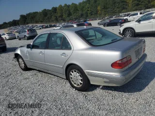 2001 Mercedes-Benz E-Class with VIN WDBJF65J11B272438, listed as a Copart auction lot 69214744 with 194,492 mi miles and Salvage Title. Bid and sale history available at carsss.com. Image 2.