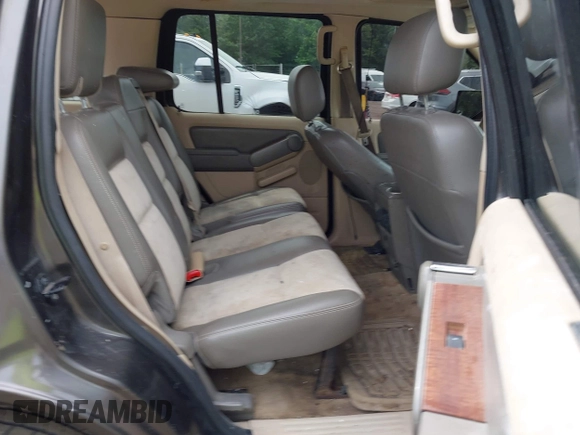 2006 Ford Explorer Eddie Bauer with VIN 1FMEU64E76UA49650, listed as a IAAI auction lot 42493679 with 236,987 mi miles and . Bid and sale history available at DreamBid. Image 8.