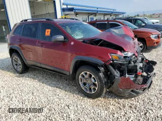 2020 Jeep Cherokee Trailhawk Elite z VIN 1C4PJMBN4LD549550, wystawiony jako Copart lot #64161064 z przebiegiem Nie podano mil oraz Szkoda całkowita • Salvage title. Historia ofert i sprzedaży dostępna na DreamBid. Obrazek 4.