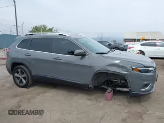 2019 Jeep Cherokee Limited z VIN 1C4PJLDB4KD365690, wystawiony jako IAAI lot #42378905 z przebiegiem 65 505 mil mil oraz . Historia ofert i sprzedaży dostępna na DreamBid. Obrazek 14.