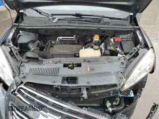 2016 Chevrolet Trax LS z VIN 3GNCJNSB6GL245038, wystawiony jako Copart lot #57892125 z przebiegiem 47 982 mil mil oraz Szkoda całkowita • Salvage title. Historia ofert i sprzedaży dostępna na DreamBid. Obrazek 12.