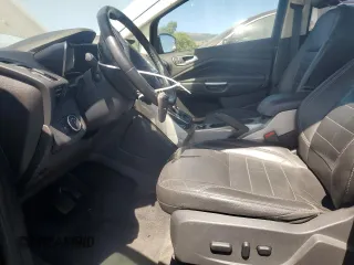 2015 Ford C-Max SEL z VIN 1FADP5CU3FL109588, wystawiony jako Copart lot #54768885 z przebiegiem Nie podano mil oraz Szkoda całkowita • Salvage title. Historia ofert i sprzedaży dostępna na DreamBid. Obrazek 7.