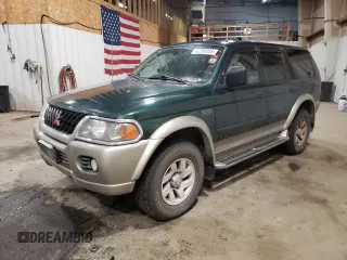 2000 Mitsubishi Montero Sport LS with VIN JA4MT31H2YP811973, listed as a Copart auction lot 42256035 with 164,863 mi miles and Salvage Title. Bid and sale history available at carsss.com. Image 1.