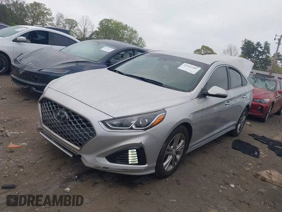 2018 Hyundai Sonata SEL with VIN 5NPE34AFXJH724211, listed as a IAAI auction lot 41962402 with 147,077 mi miles and . Bid and sale history available at carsss.com. Image 17.