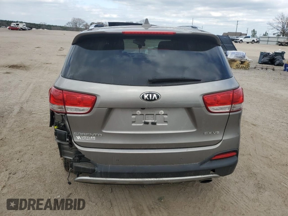 2017 Kia Sorento EX with VIN 5XYPH4A56HG222976, listed as a Copart auction lot 44012195 with 141,932 mi miles and Salvage title. Bid and sale history available at DreamBid. Image 6.